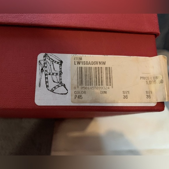 Valentino Rockstud Heels size 6 - Picture 2 of 7